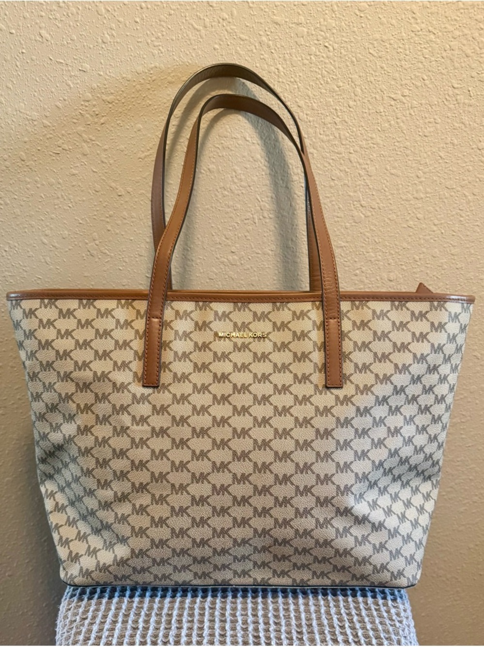 Michael Kors Large Emry Tote